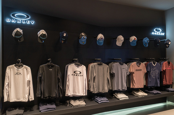 Oakley奧克利專賣店、門店-3.jpg